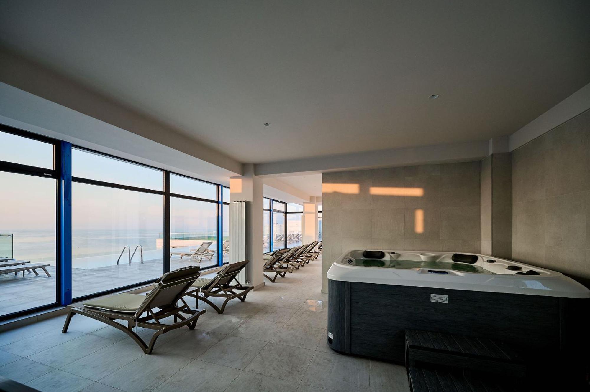 מאמאיה Beach Bliss Apartment In Infinity Beach Resort Parking מראה חיצוני תמונה