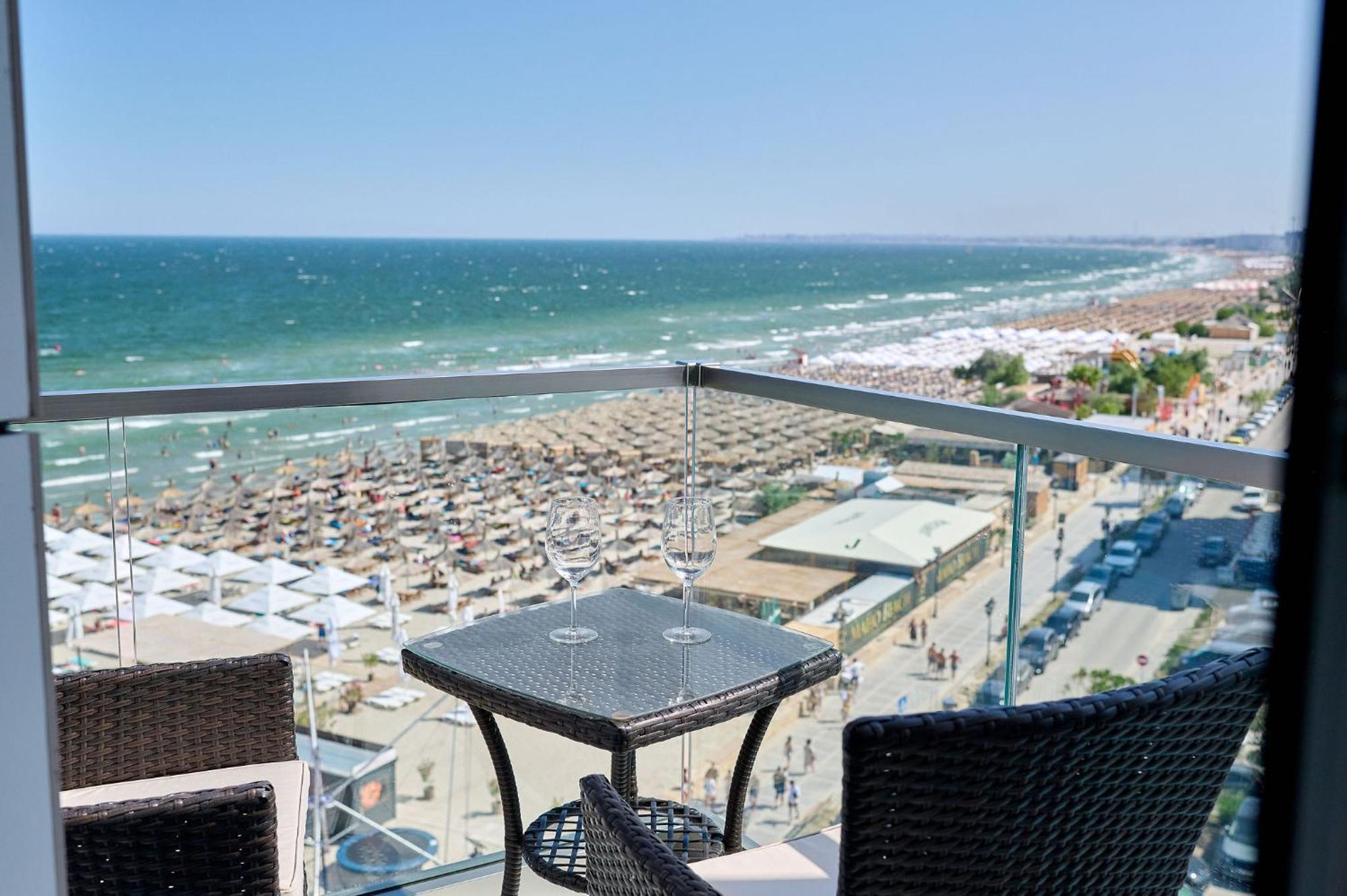 מאמאיה Beach Bliss Apartment In Infinity Beach Resort Parking מראה חיצוני תמונה